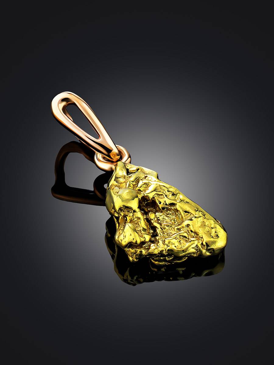 Gold hot sale nugget pendant