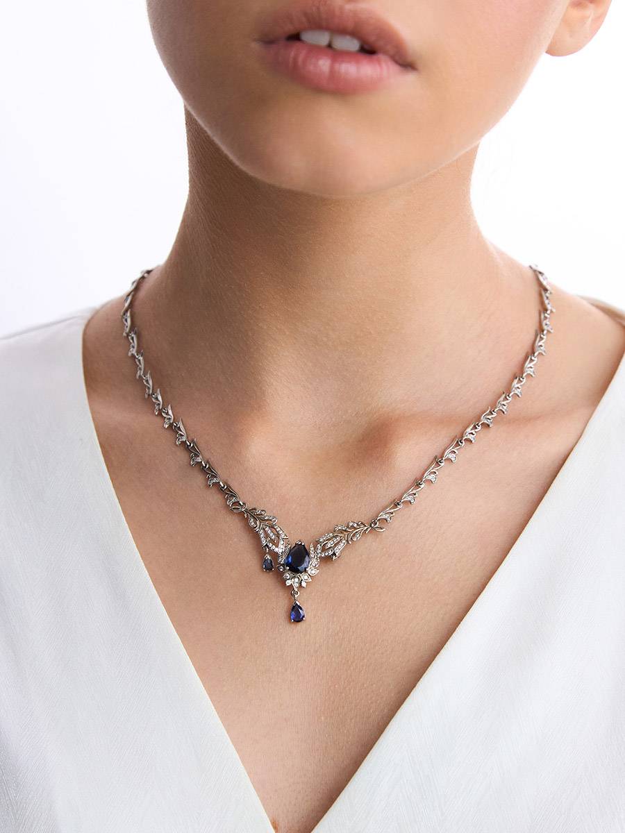 Fabulous Feather Motif Silver Spinel Necklace