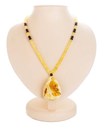 White Amber Pendant Necklace The Rhapsody, image 