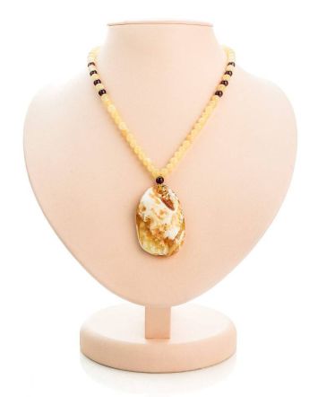 White Amber Pendant Necklace The Rhapsody, image 