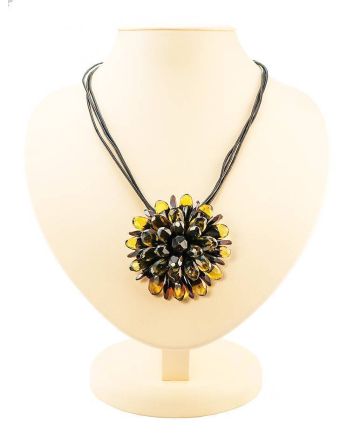 Dark Amber Necklace The Chrysanthemum, image 