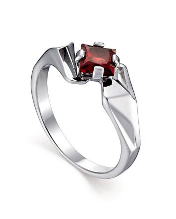 Silver Silver Ring With Deep Red Garnet Centerstone, Ring Size: 7 / 17.5, image 