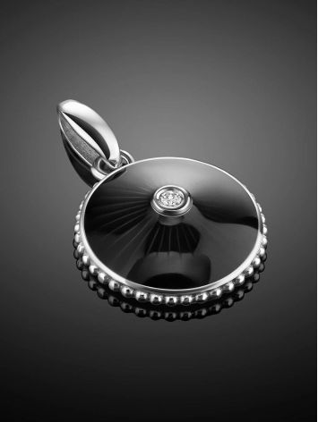 Glossy Round Enamel Pendant With Diamond Centerpiece The Heritage, image , picture 2