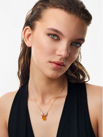 Cute Amber Heart Pendant Necklace "Hand In Hand", image , picture 3