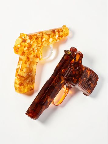 The Duel' collector's set: two Makarov pistol replicas crafted from natural amber, presented in an exquisite gift case, image , picture 6