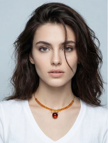 Minimalist Beoluna™ hoop choker made of natural amber with gold-plated brass hardware, image , picture 3
