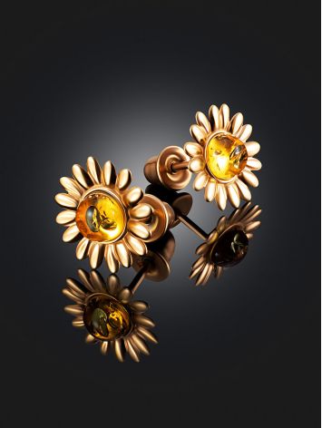 Miniature gold-plated daisy stud earrings with lemon amber, image , picture 2