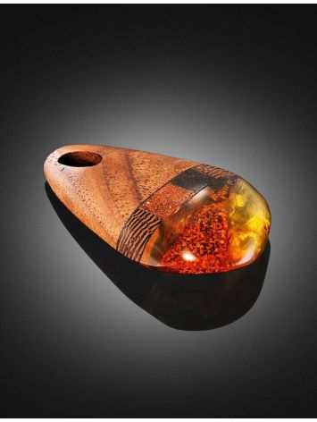 Amber And Wood Pendant The Indonesia, image , picture 2